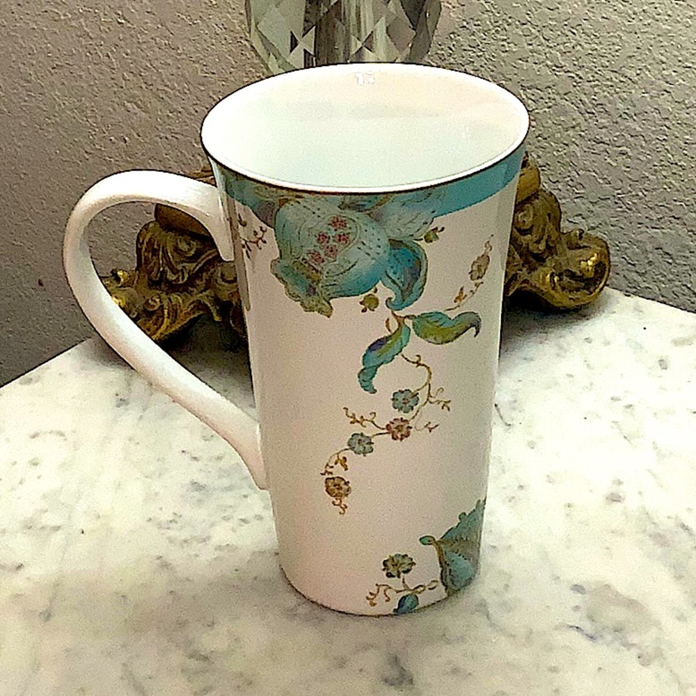 222 FIFTH ELIZA SPRING TURQUOISE LATTE MUG 16 oz NEW PORCELAIN